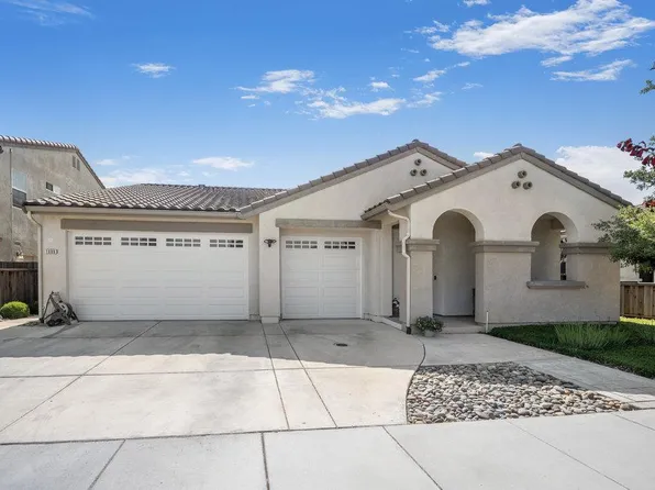 1009 Robert Dr, Hollister, CA 95023