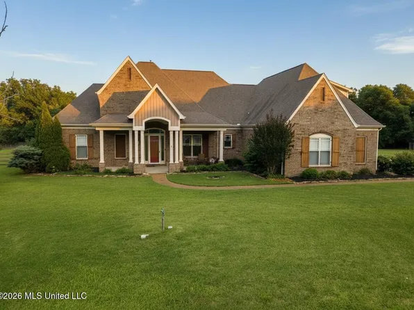 14224 Aspen Dr, Olive Branch, MS 38654