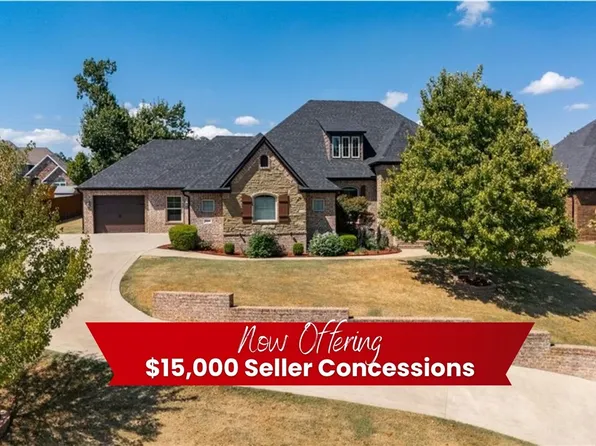 2105 NW Small Oaks St, Bentonville, AR 72712