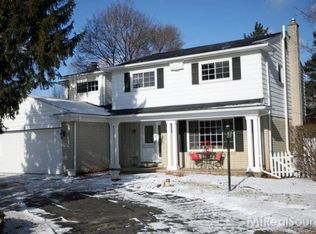 7605 Flickinger Dr, Shelby Township, MI 48317