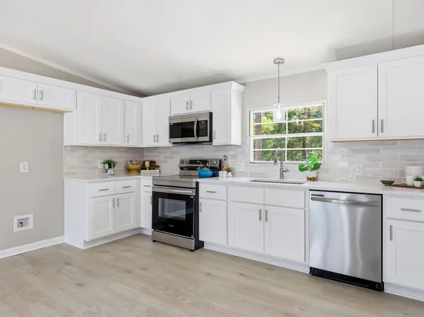673 Winding Rdg, Sanford, NC 27332