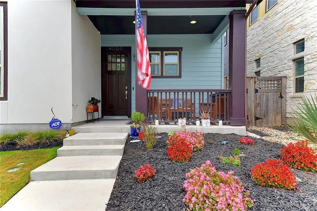3 bed, 3.0 bath, 2221 sqft, $4,750 — Photo 4
