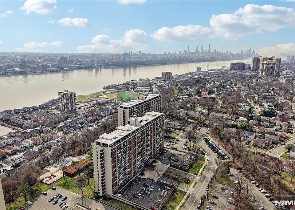 1st image of 2 Horizon Rd APT G16