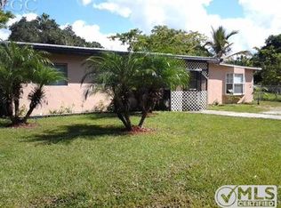 1114 6th Way, North Fort Myers, FL 33903