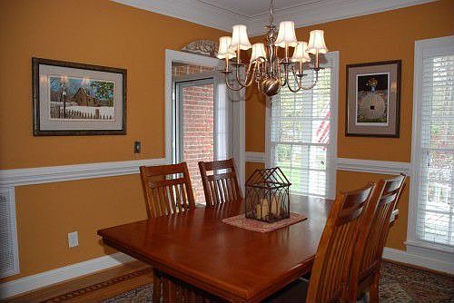 3rd image of 4105 Lawndale Pl