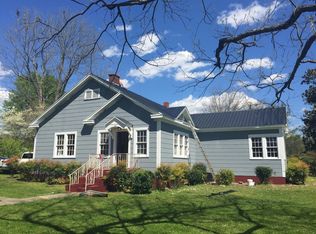 30 Dearmanville Dr N, Anniston, AL 36207