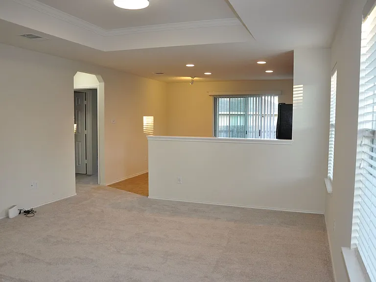 13501 Moura Cv — Photo 7