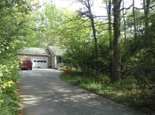 27 Charles St, Howell, NJ 07731