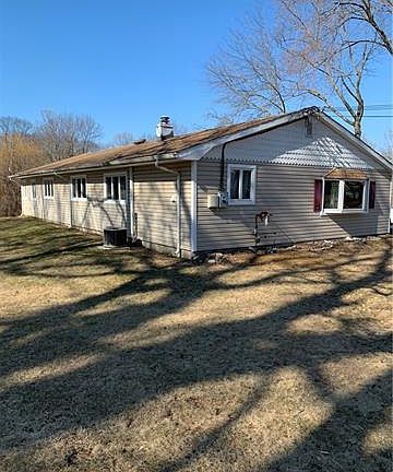 4th image of 3359 Sycamore Ln