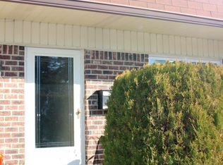 1415 Silver Ct, Hamilton, NJ 08690