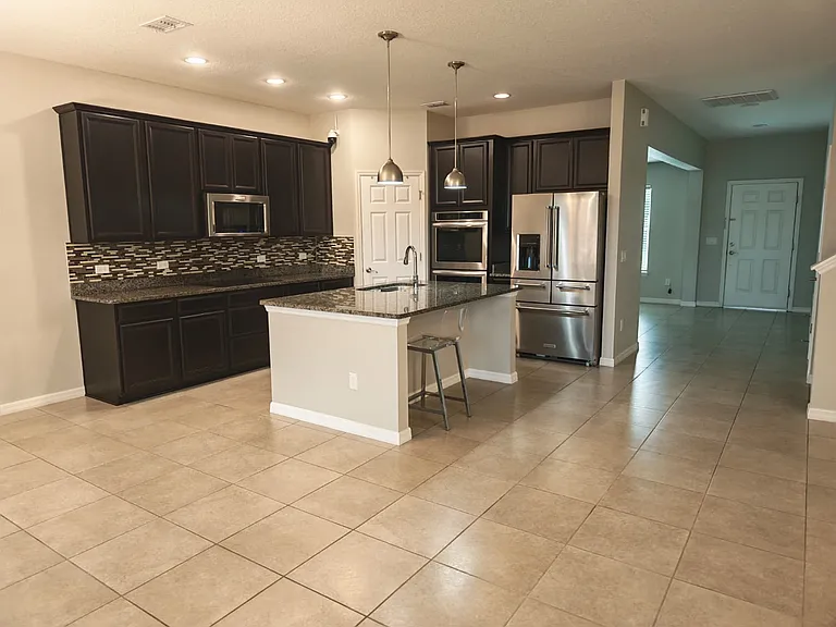 635 Marsh Reed Dr — Photo 11