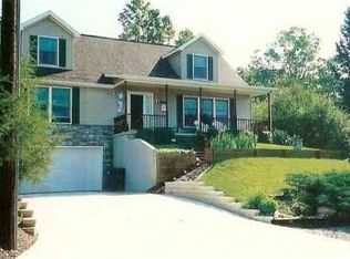 10951 N Waldron Rd, Jerome, MI 49249