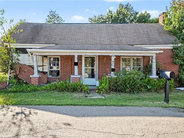 101 N Primitive St, Mayodan, NC 27288