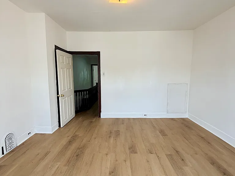 5232 Heston St — Photo 10