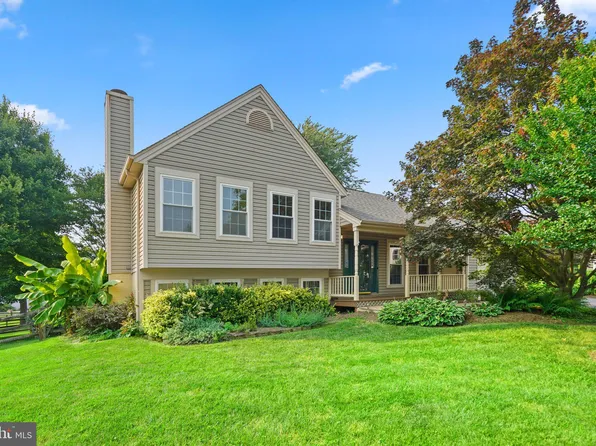 24000 Pecan Grove Ln, Gaithersburg, MD 20882