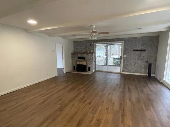 8669 Historic Highway 165, Hollister, MO 65672