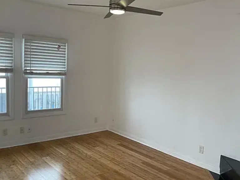 2436 Penmar Ave #B — Photo 4