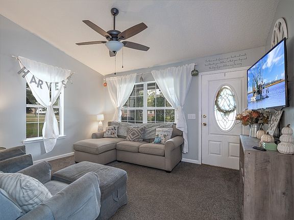 4th image of 37084 Cypress Ln