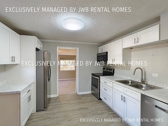 3rd image of 10525 Gailwood Cir E