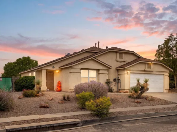 5716 Aida Rd NW, Albuquerque, NM 87114