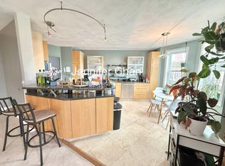 210 Chestnut Hill Ave APT 5, Brighton, MA 02135