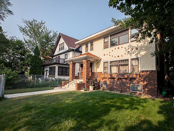 Cute yellow exterior