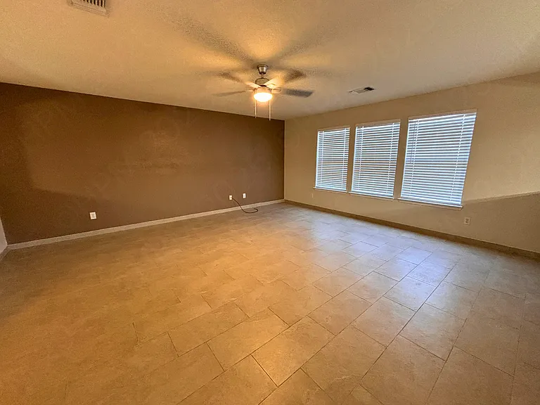 3405 Whisper Hvn — Photo 5