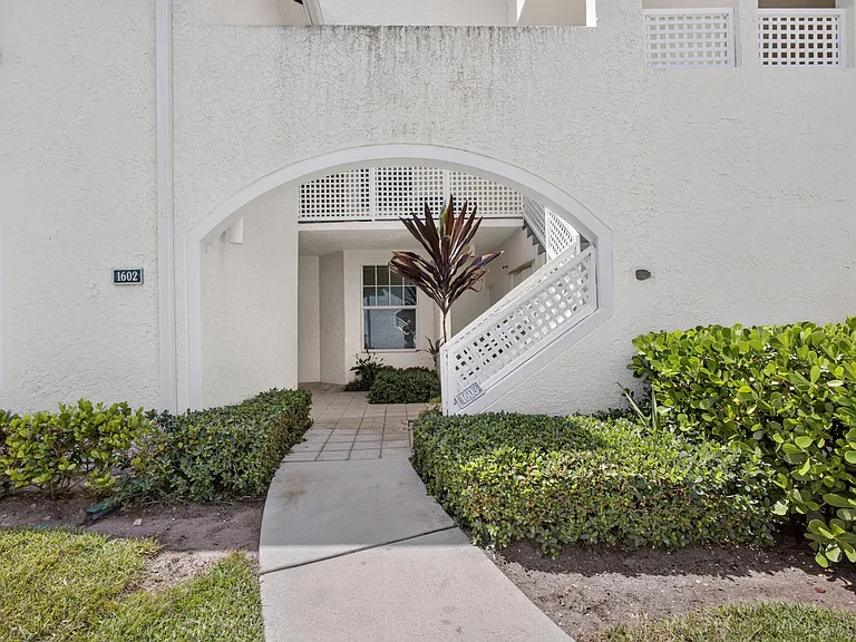 1603 Mizzenmast Way — Photo 5