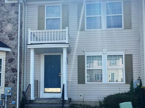 41 Litchfield Ln E, Martinsburg, WV 25405