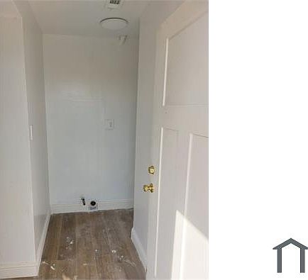 1st image of 1512 Oak Grove Ave Unit B