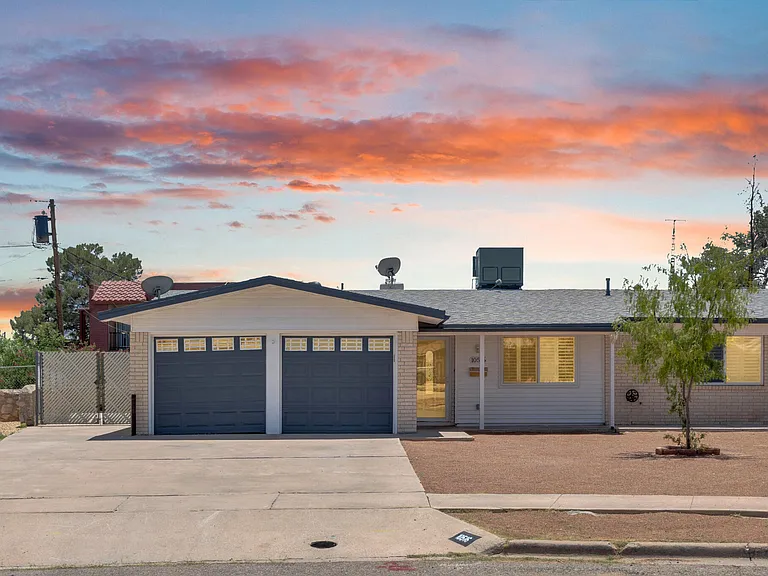 10516 Cuesta Brava Ln — Photo 1