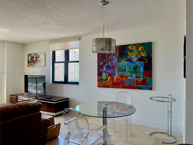 651 Okeechobee Blvd #811 — Photo 9