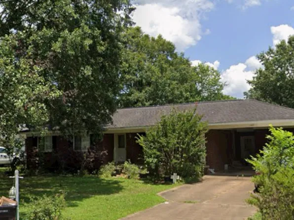 1000 Montgomery St, Winona, MS 38967