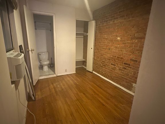 3rd image of 210 E 88th St APT 4C