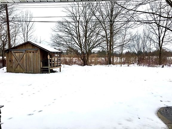 2nd image of 48 Brookwood Dr