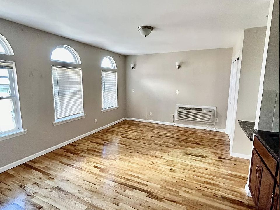 65 Columbia Studios - 65 Columbia St Newark NJ | Zillow