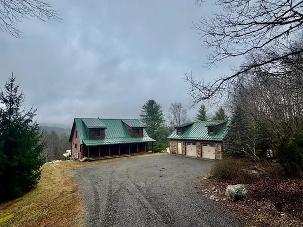 631 Turnip Patch Rd SW, Meadows Of Dan, VA 24120