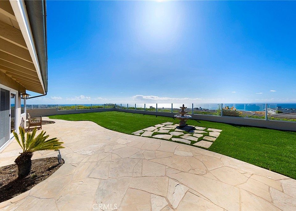 1st image of 32631 Azores Rd