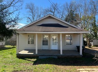557 Perry Ave, Greenville, SC 29611