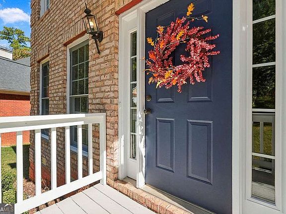 2nd image of 106 Berkeshire Ct