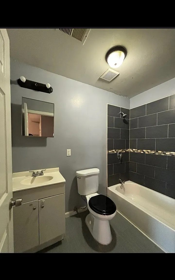 2 bed, $1,775 — Photo 3