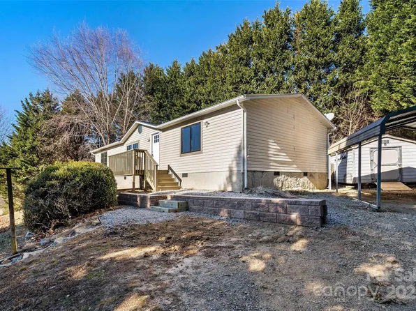 150 Josiah Ln, Hendersonville, NC 28792