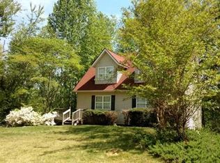 3641 Lakeview Dr, Gainesville, GA 30501