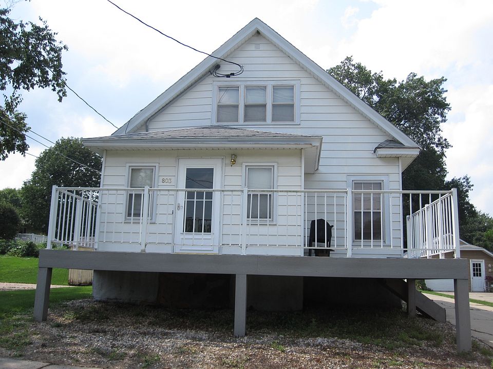 1st image of 803 10th St