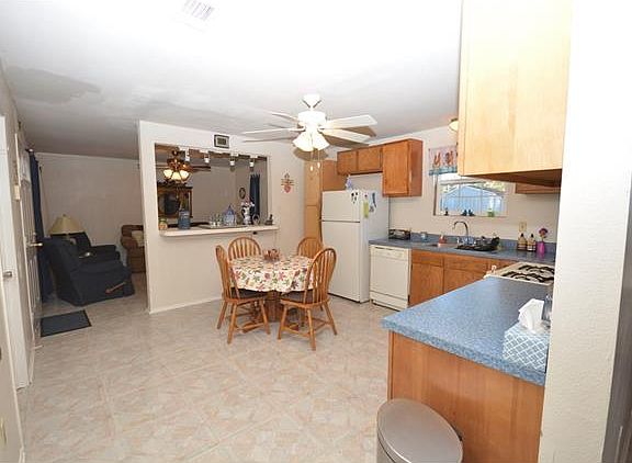 4th image of 2713 Corinne Dr