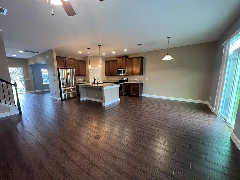 14036 Lonecreek Ave — Photo 18