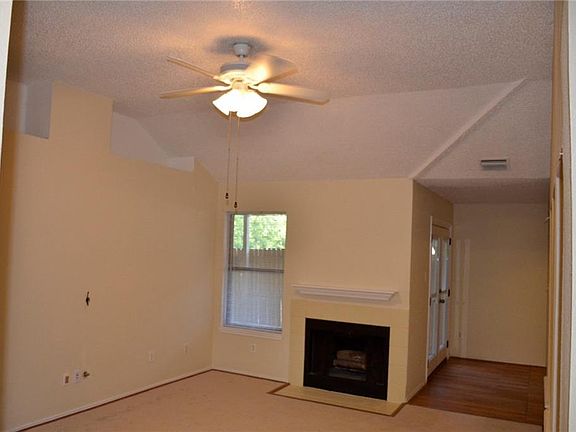 3rd image of 1202 Hilburn Ct