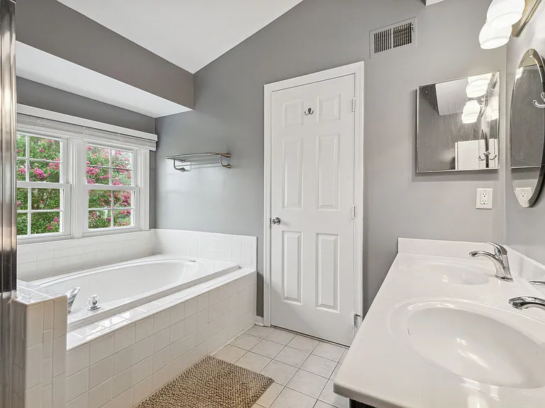 7035 Fieldhurst Ct #1 — Photo 14