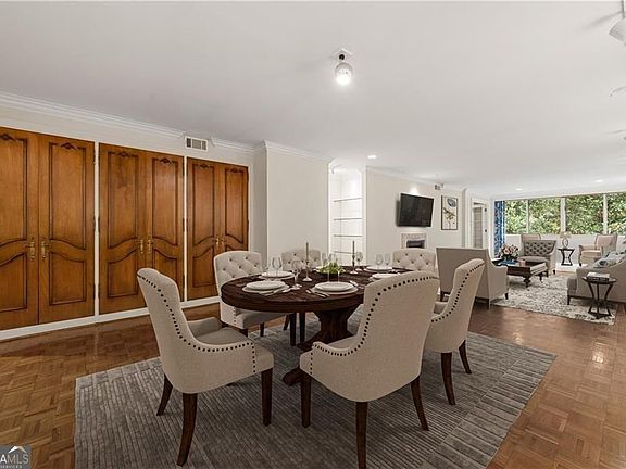 5th image of 2734 Peachtree Rd NW APT C404