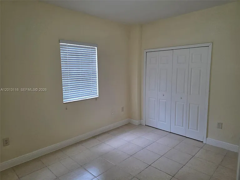 1371 NW 9th Ct — Photo 8